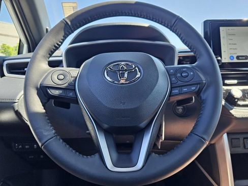 Used 2024 Toyota Corolla Cross AWD Hybrid w/ Convenience Package image 31
