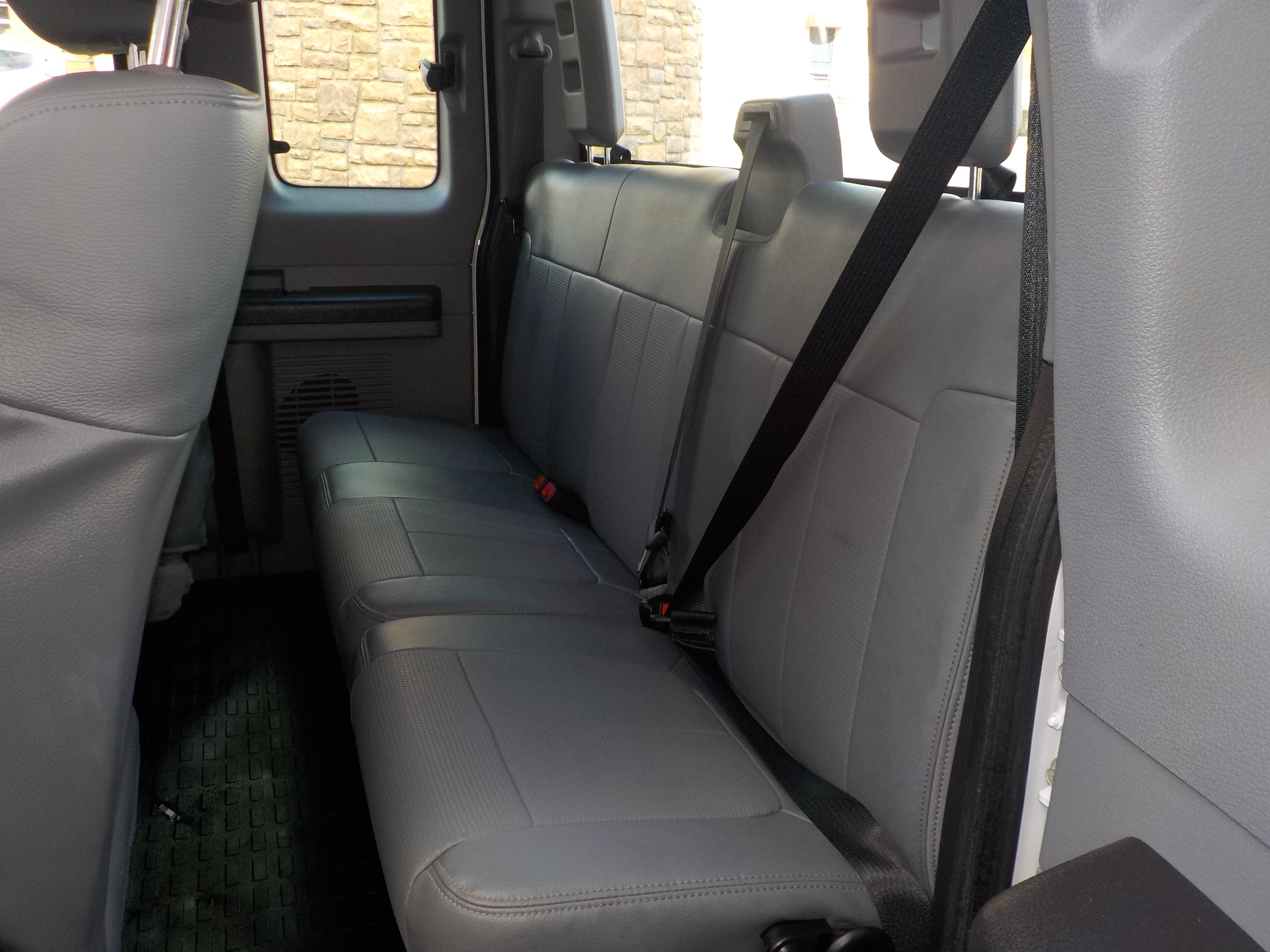 Used 2015 Ford F250 XL w/ Power Equipment Group AWD/4WD image 17