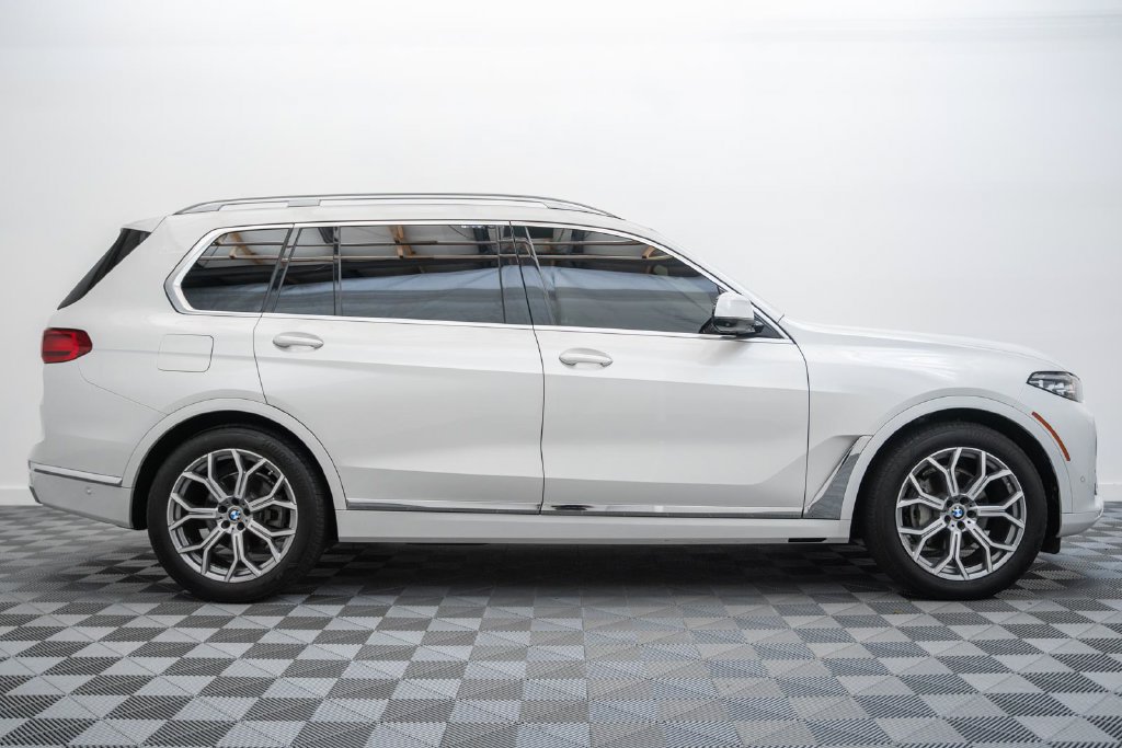 Used 2020 BMW X7 xDrive40i w/ Cold Weather Package AWD/4WD image 4