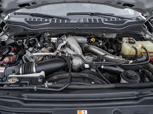 Used 2020 Ford F350 Lariat w/ Lariat Ultimate Package image 20