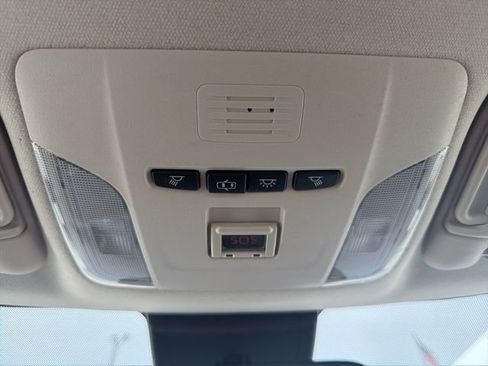 Used 2020 Toyota Corolla LE image 26