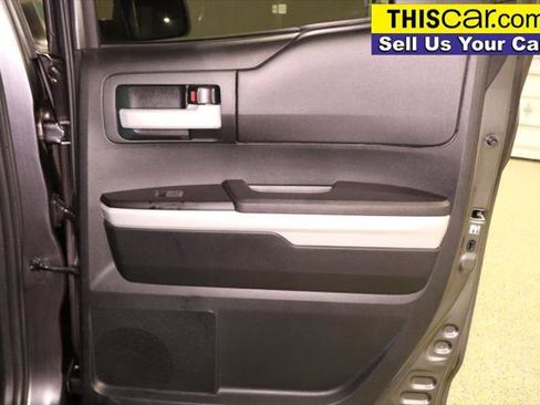 Used 2018 Toyota Tundra SR5 w/ SR5 Upgrade Package image 31