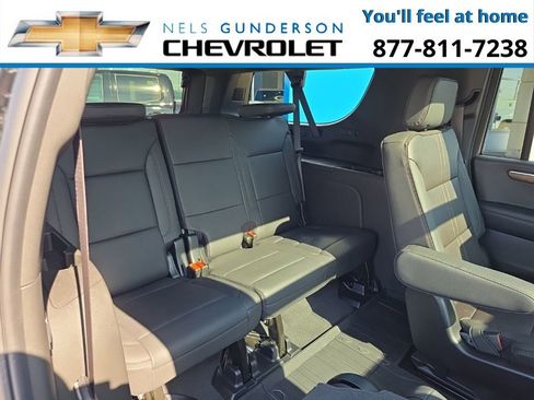 New 2026 Chevrolet Suburban High Country image 16