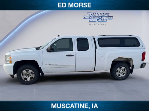 Used 2009 Chevrolet Silverado 1500 LT w/ Power Pack Plus image 2