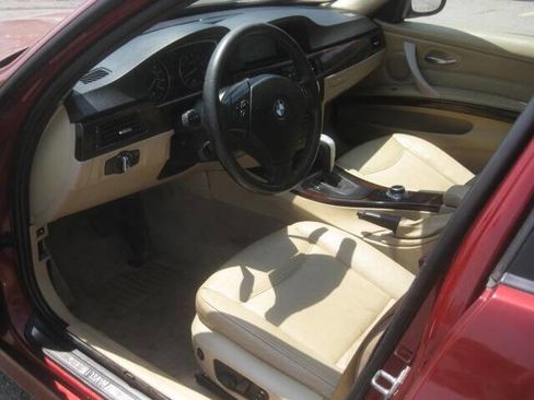 Used 2011 BMW 328i xDrive 328i xDrive AWD 4dr Sedan image 13