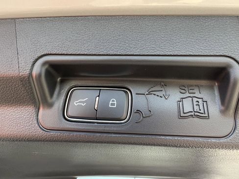 New 2026 Ford Explorer Platinum image 60