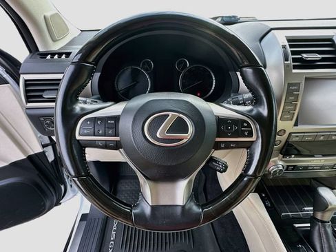 Used 2021 Lexus GX 460 Premium w/ Premium Package AWD/4WD image 12