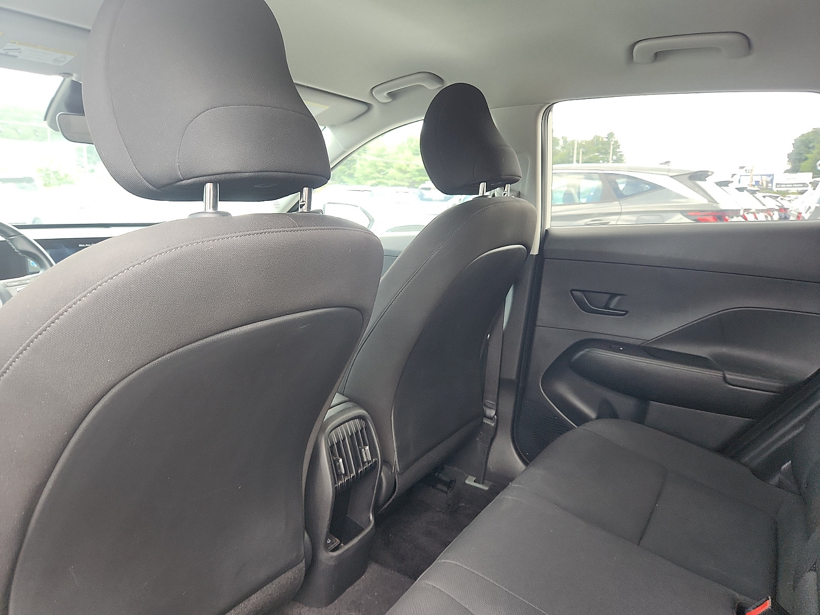 Certified 2024 Hyundai Kona SEL AWD/4WD image 23