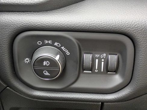 New 2026 RAM 1500 Laramie w/ Advanced Safety Group II AWD/4WD image 25