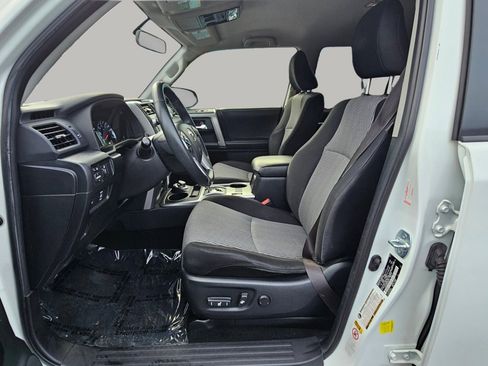 Used 2017 Toyota 4Runner SR5 image 21