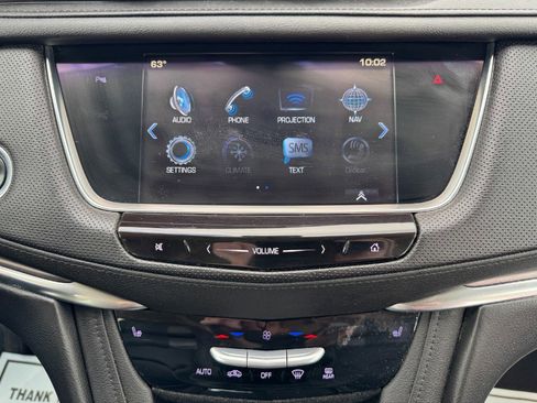 Used 2017 Cadillac XT5 Luxury image 23