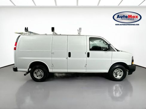 Used 2022 Chevrolet Express 2500 w/ Driver Convenience Package RWD image 8