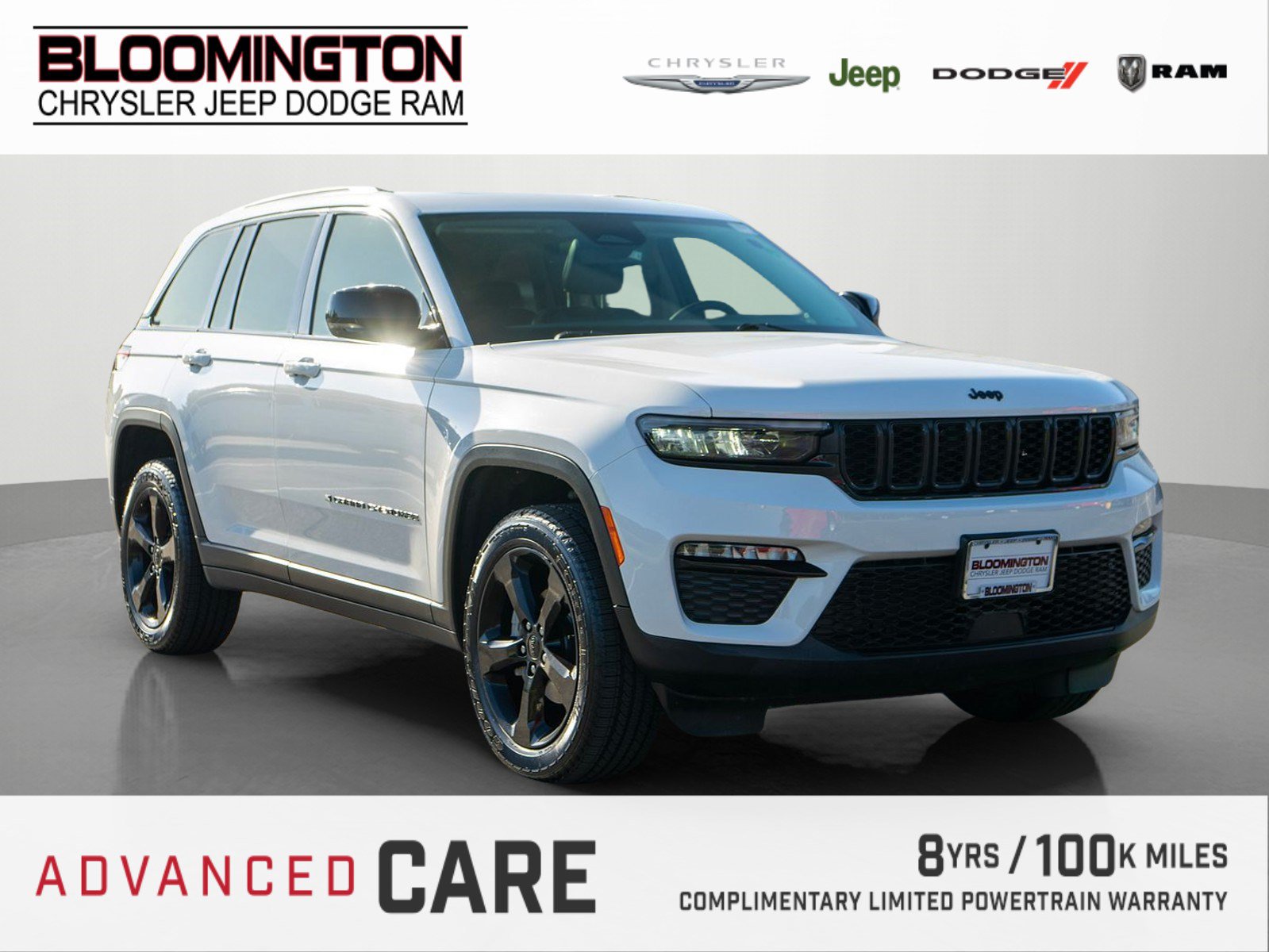 Used 2023 Jeep Grand Cherokee Limited w/ Black Appearance Package AWD/4WD image 1