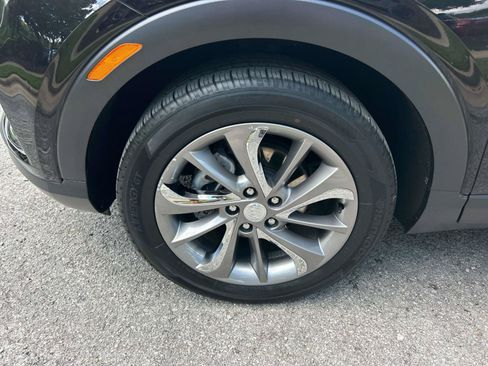 Used 2022 Buick Encore GX Essence w/ Experience Buick Package FWD image 12