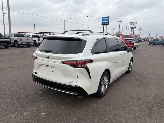 Used 2021 Toyota Sienna Limited w/ Outdoor Package (TMS) AWD/4WD image 6