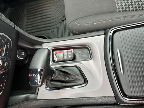 Used 2023 Dodge Charger R/T w/ Harman/Kardon Audio Group image 19