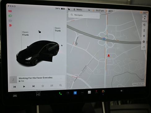 Used 2018 Tesla Model 3 Long Range image 11