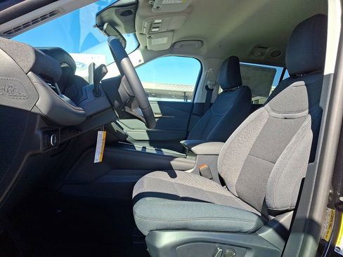 New 2026 Ford Explorer Active image 8