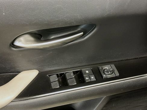 Used 2019 Lexus UX 250h image 20