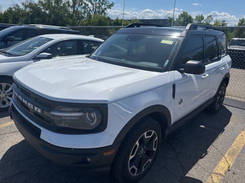 Used 2023 Ford Bronco Sport Outer Banks w/ Tech Package AWD/4WD image 15