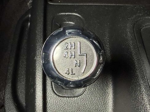 Used 2016 Jeep Wrangler Unlimited Sport w/ Quick Order Package 24S AWD/4WD image 29