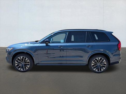New 2026 Volvo XC90 T8 Ultra w/ Lounge Package AWD/4WD image 3
