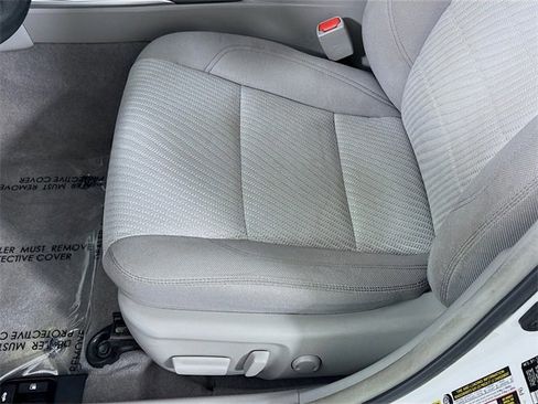 Certified 2017 Toyota Camry LE image 18