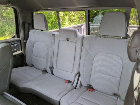 Used 2021 RAM 1500 Big Horn AWD/4WD image 30