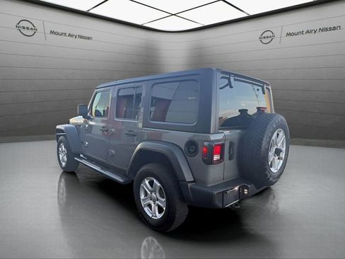 Used 2023 Jeep Wrangler Sport S image 5