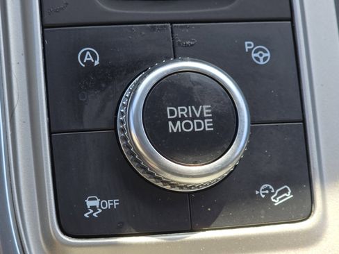 Used 2020 Ford Explorer ST w/ ST Street Pack image 11