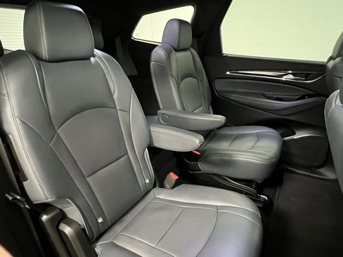 Used 2024 Buick Enclave Premium image 59