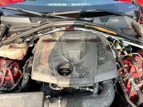 Used 2017 Alfa Romeo Giulia AWD image 29