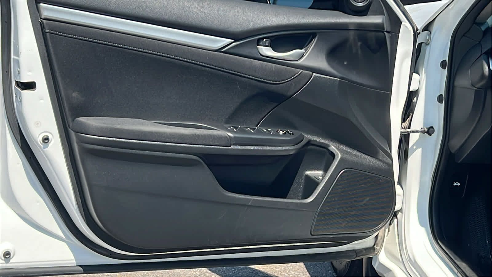 Used 2018 Honda Civic EX-T image 23