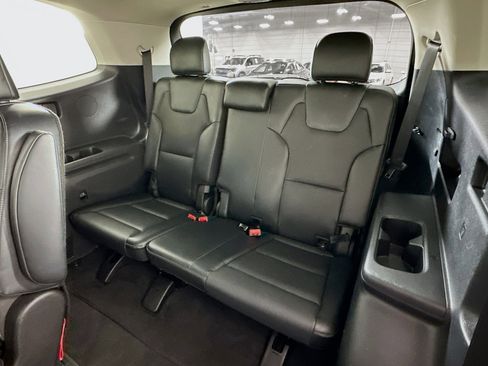 Used 2025 Kia Telluride S FWD image 30
