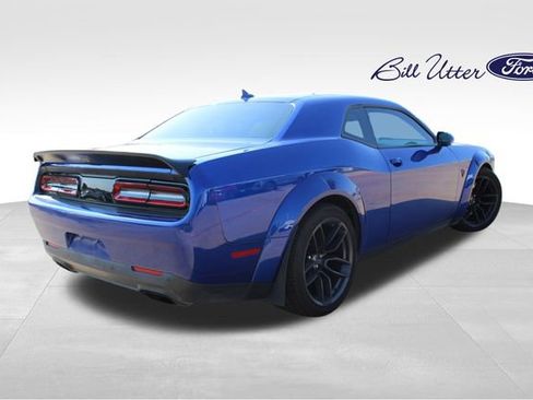 Used 2018 Dodge Challenger SRT Hellcat image 5