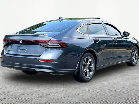 Used 2023 Honda Accord EX image 6