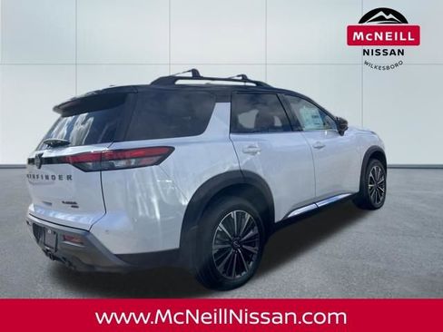 New 2026 Nissan Pathfinder Platinum w/ Cargo Package AWD/4WD image 7