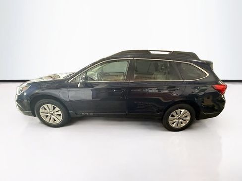 Used 2018 Subaru Outback 2.5i Premium AWD/4WD image 9