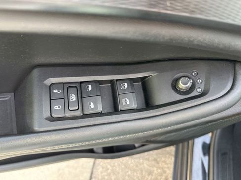 Used 2024 Jeep Grand Cherokee L Laredo AWD/4WD image 11