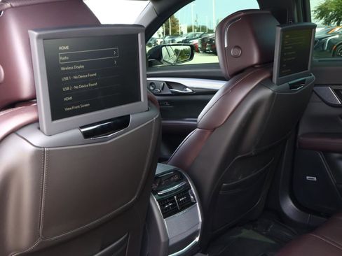 Used 2019 Cadillac CT6 V w/ Driver Assist Package image 18