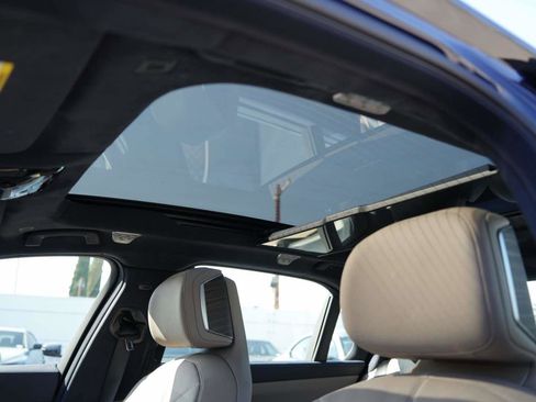 Used 2025 BMW i7 M70 image 14