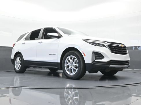 Used 2023 Chevrolet Equinox LT image 68