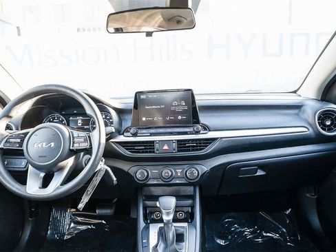 Used 2023 Kia Forte LX image 12