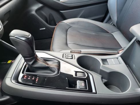 Used 2024 Subaru Crosstrek 2.5i Limited w/ Crosstrek Mirror Package image 18