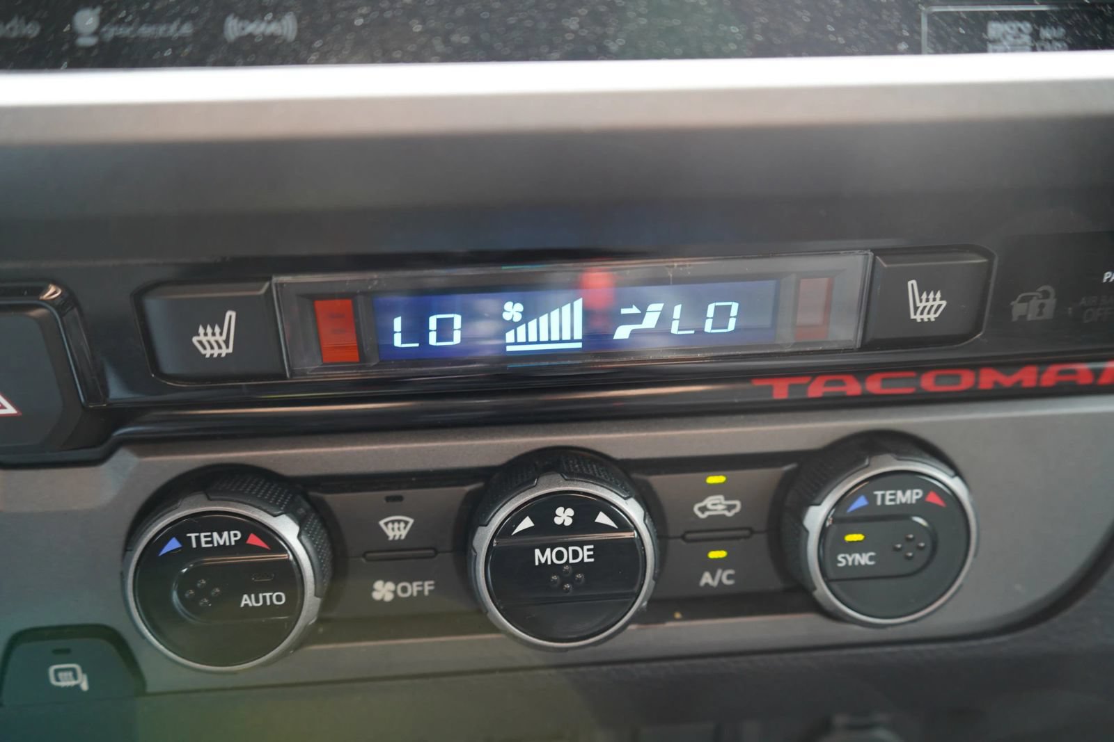 Used 2017 Toyota Tacoma TRD Sport RWD image 15