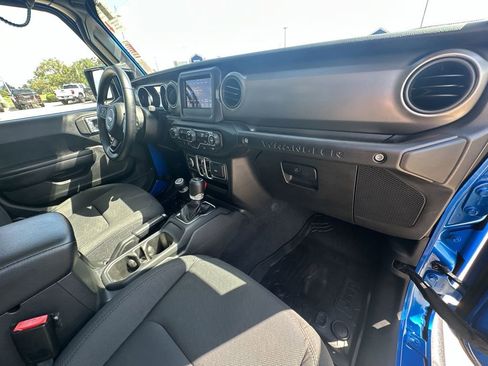 Used 2021 Jeep Wrangler Unlimited Sport image 28