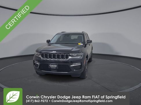 Used 2022 Jeep Grand Cherokee Limited image 7