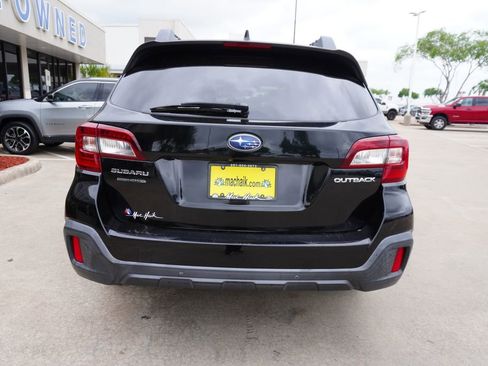 Used 2019 Subaru Outback 2.5i Limited w/ Protection Package #1 AWD/4WD image 5