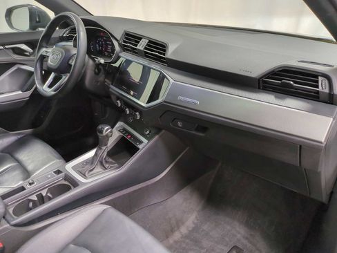 Used 2023 Audi Q3 2.0T Premium w/ Convenience Package AWD/4WD image 6
