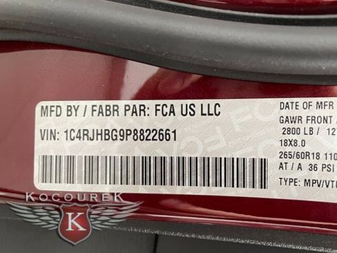 Used 2023 Jeep Grand Cherokee Limited image 26